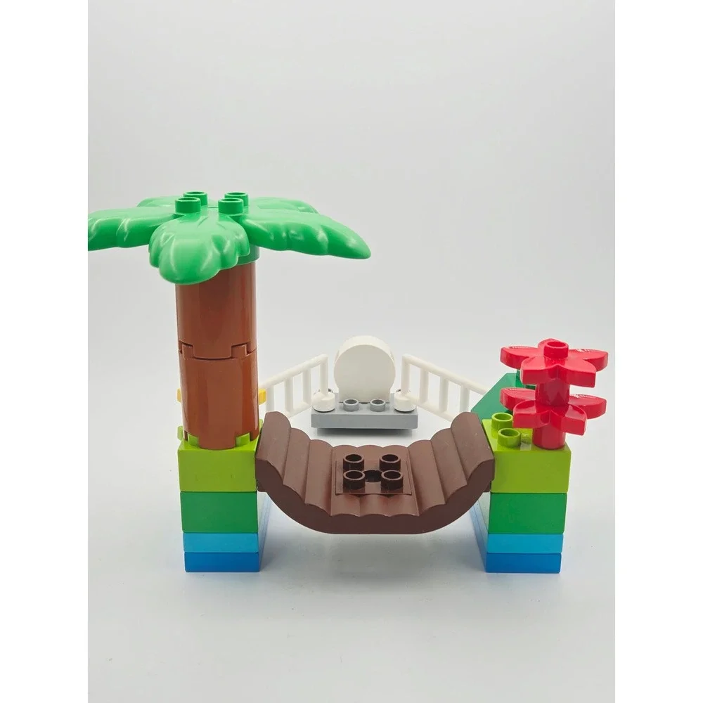 LEGO Duplo Jurassic World Gentle Giants Petting Zoo 10879 Dinosaur Set Figures